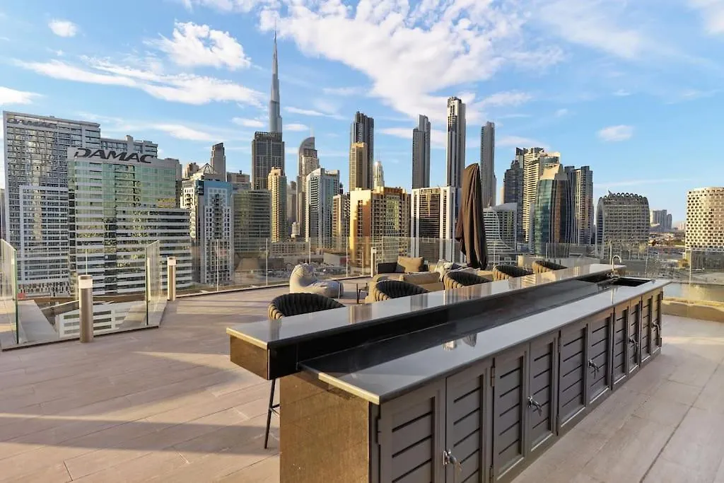Apartment Waves - Elegant Studio Retreat In Dubai Business Bay United Arab Emirates