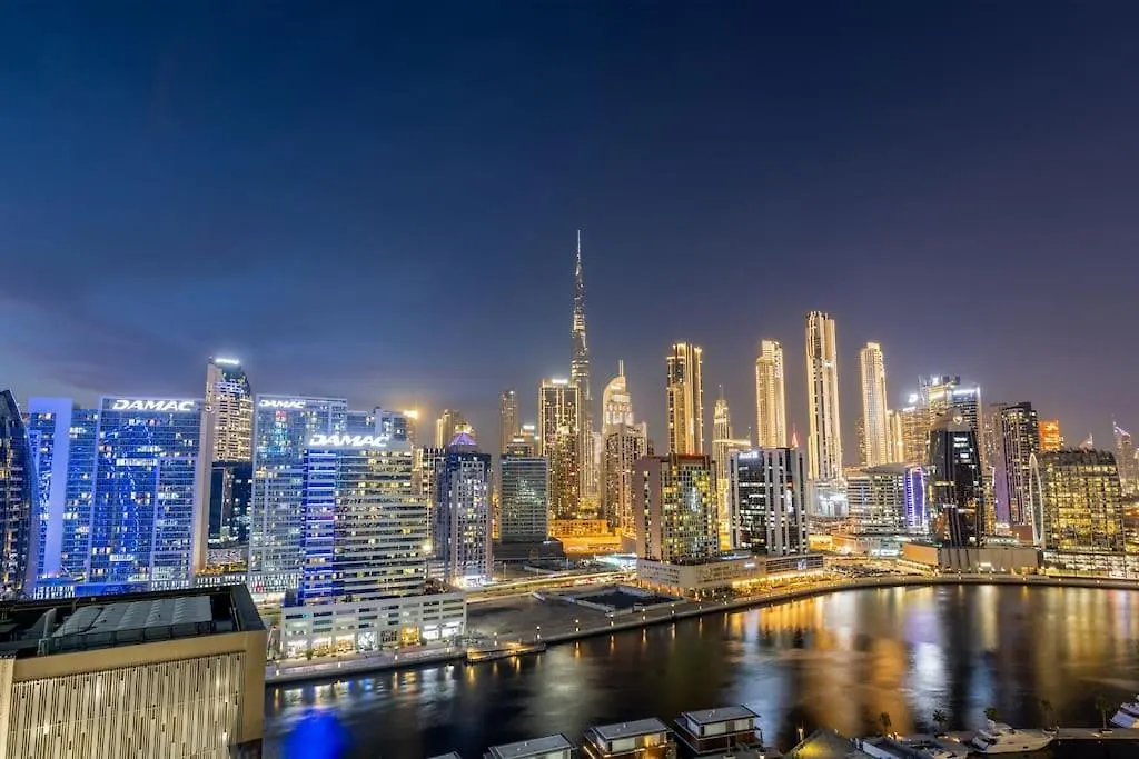 Apartment Waves - Elegant Studio Retreat In Dubai Business Bay